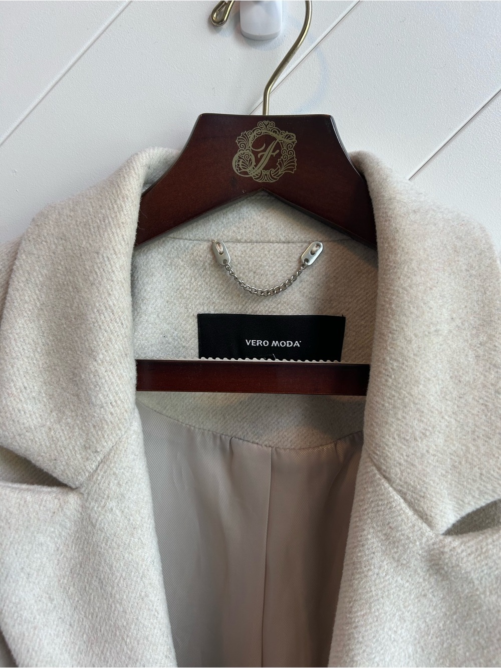 Women’s Vero Moda Double-Breasted Cream colored wool blend Coat size L - Picture 4 of 15